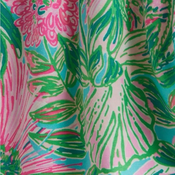 Lily Pulitzer Parigi Romper in BLUE HORIZON
COMING IN HOT - Picture 8 of 8